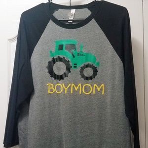 Boymom>>ladies t-shirt